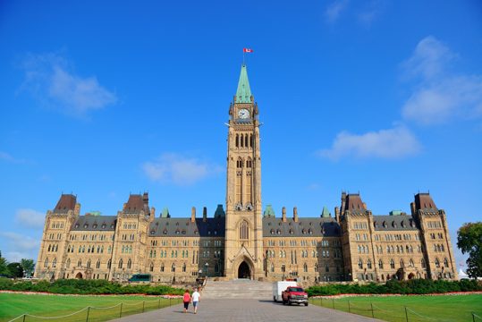 Ottawa parliament hill building